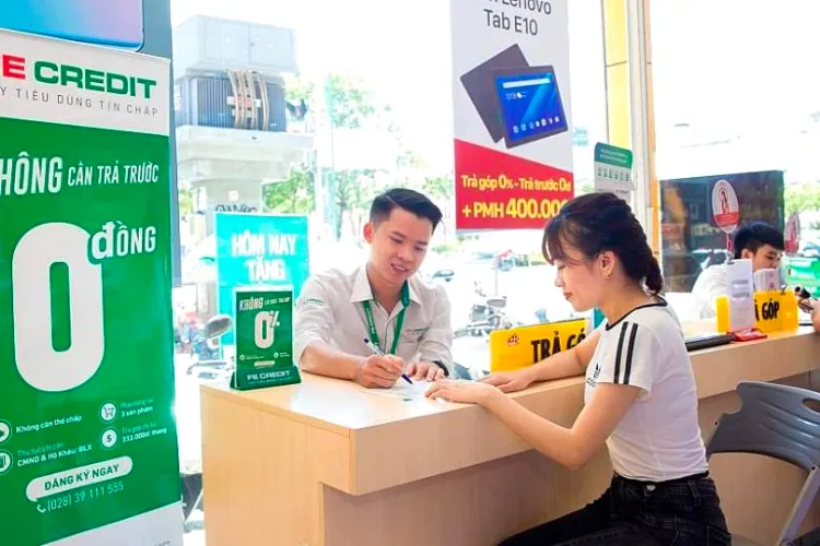 Kiểm tra hợp đồng trả góp điện thoại, xe máy,... trực tiếp tại FE Credit.