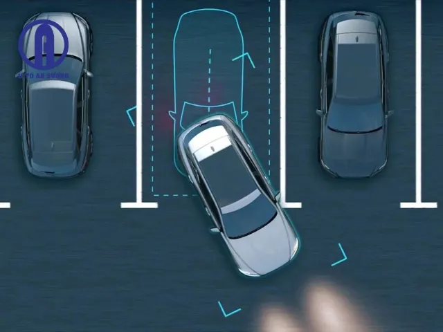 Kỹ thuật lùi chuồng vuông góc cho người mới tập lái