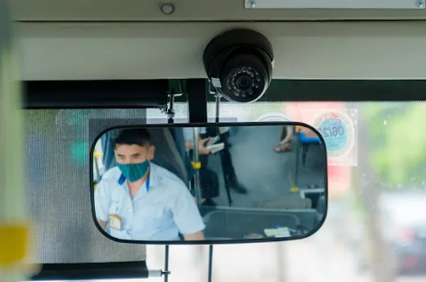 Lắp camera xe công ten nơ phù hợp quy định của nhà nước