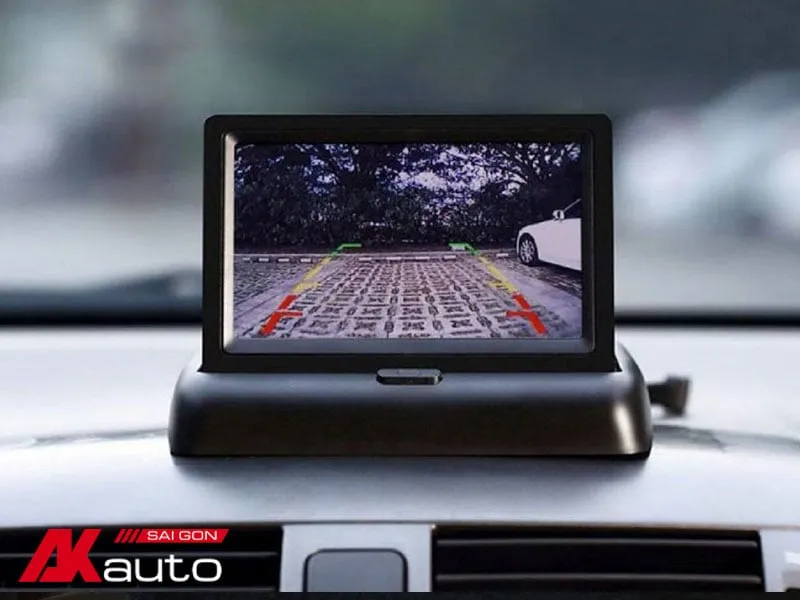 Màn hình đặt trên taplo ô tô