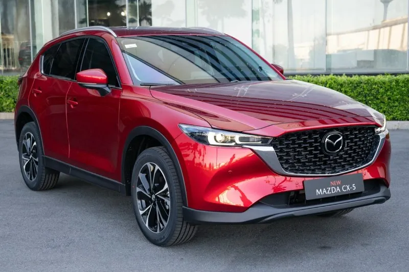 Mazda CX-5 - SUV bán chạy nhất phân khúc