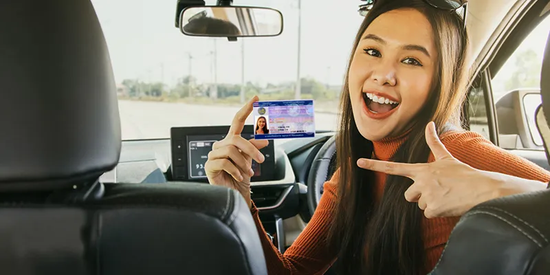 Bảng tóm tắt phân hạng các loại bằng lái xe ô tô phổ biến tại Việt Nam