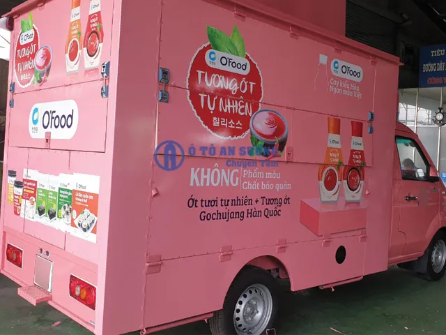 Xe tải bán hàng lưu động thiết kế thùng mở 3 phía