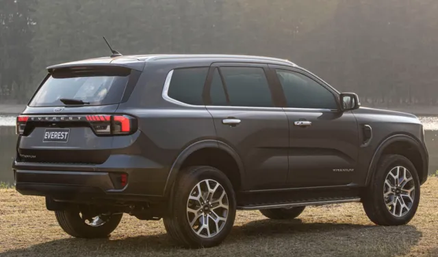 Năm tuổi có nên mua xe không - Những điều lưu ý 2023