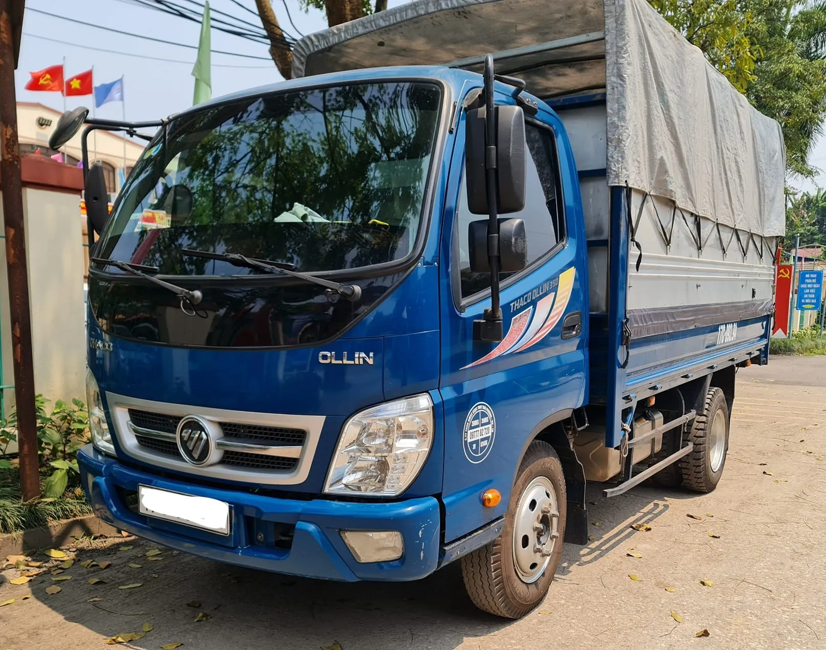 Xe tải Thaco Ollin 3.5 tấn cũ đời 2017 thùng mui bạt