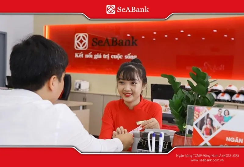 Hình thức trả nợ và điểm tín dụng là những yếu tố ẩn ảnh hưởng trực tiếp đến lãi suất ngân hàng áp dụng cho bạn.