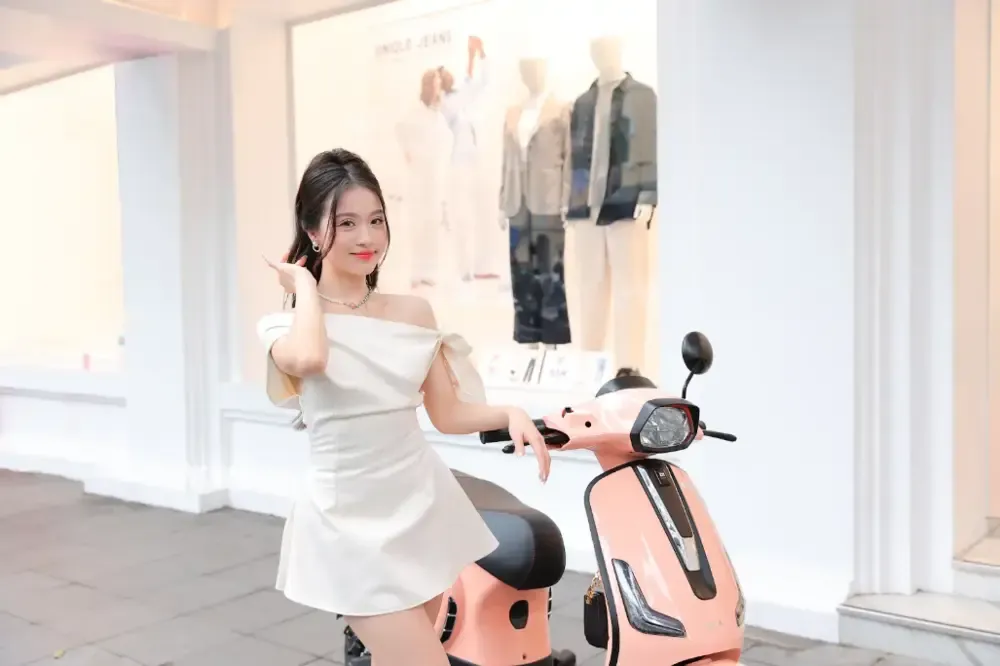 OSAKAR Nispa Lumia kết hợp thiết kế tinh tế và công suất mạnh mẽ mang lại trải nghiệm lái an toàn tuyệt đối