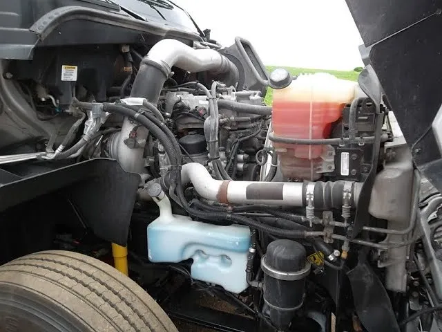 Sức mạnh động cơ xe đầu kéo International Prostar