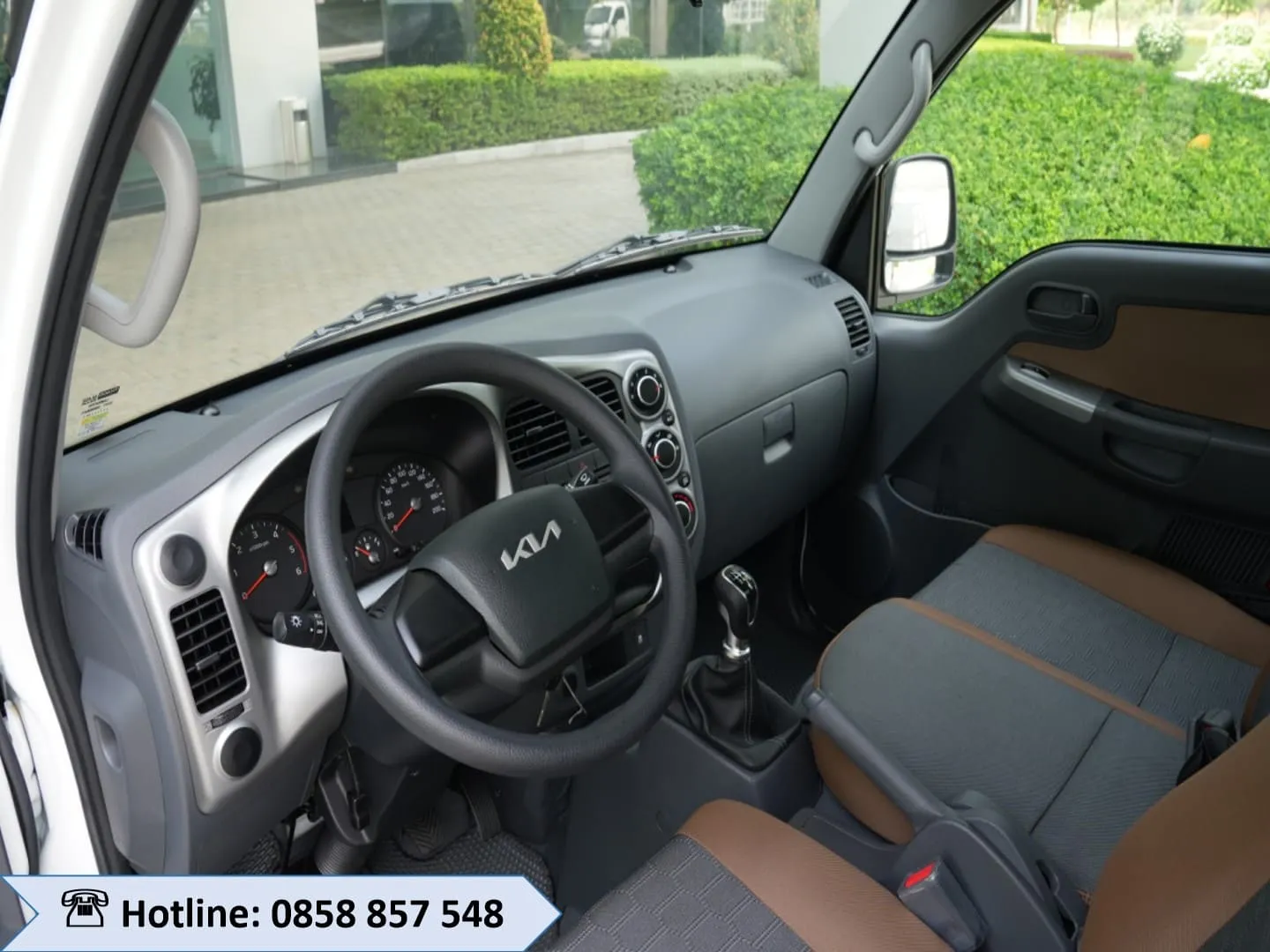 Không gian nội thất cabin xe tải Kia K200 1.9 tấn