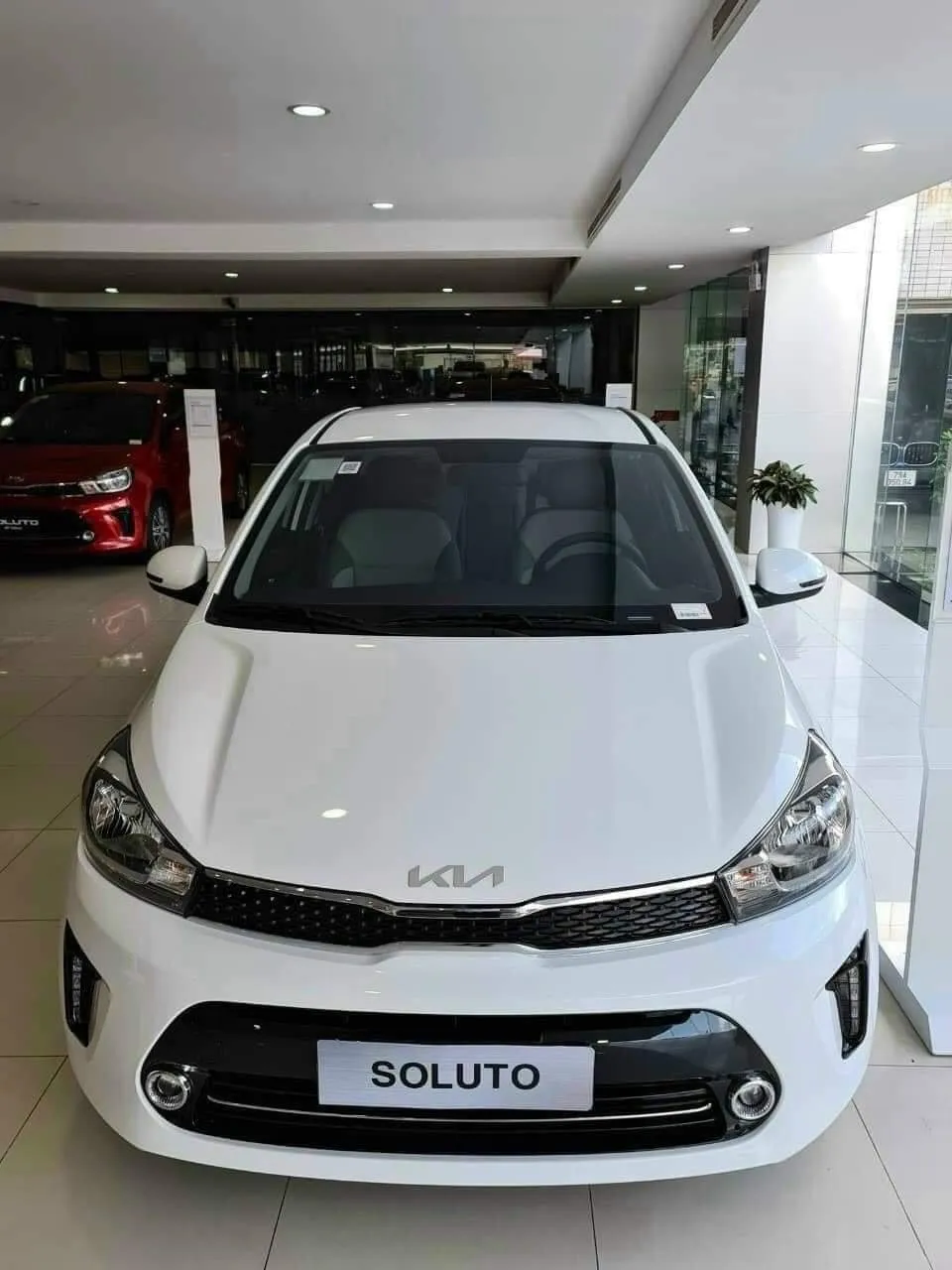 Ngoại thất Kia Soluto