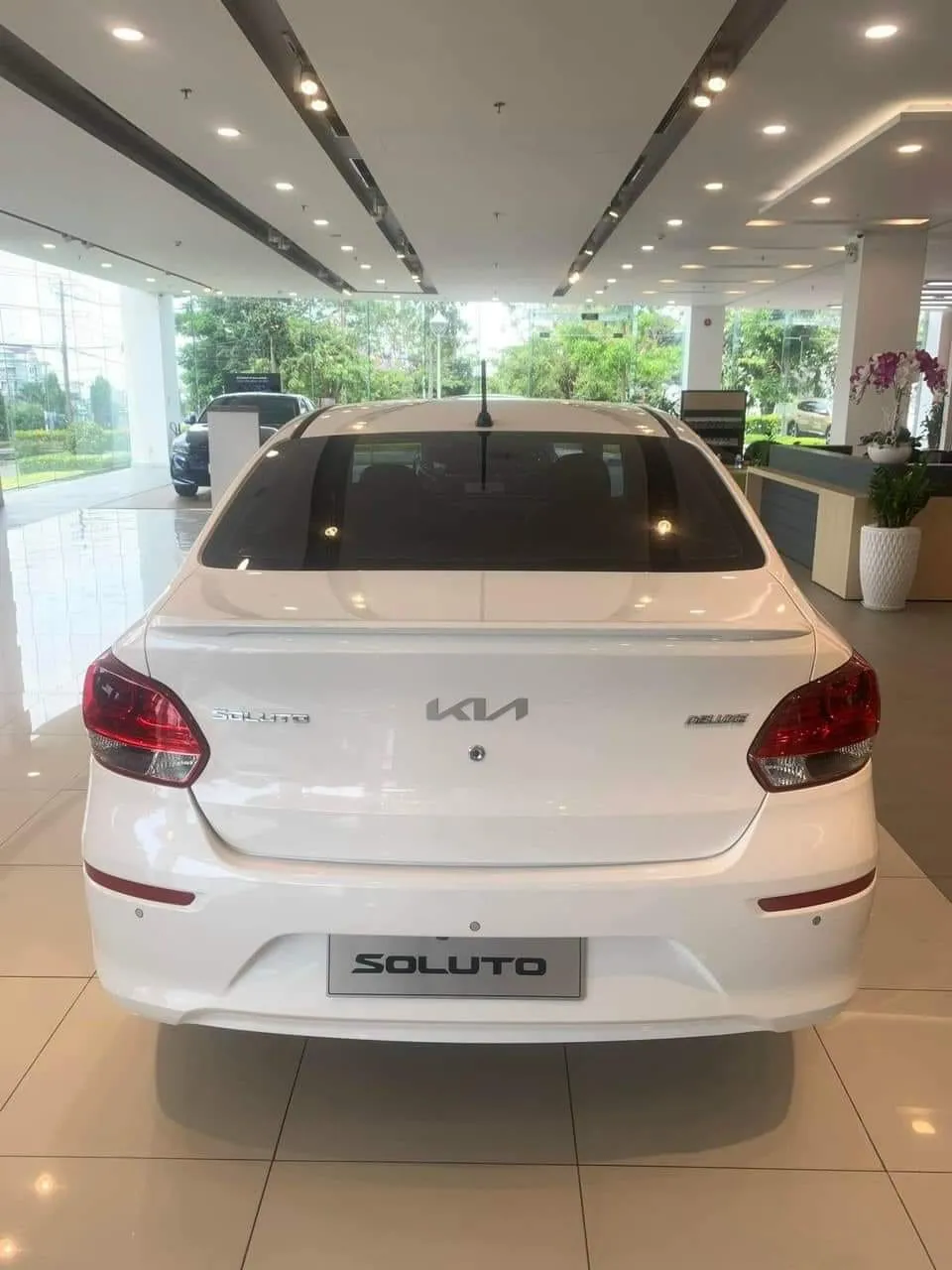 Khoang lái Kia Soluto