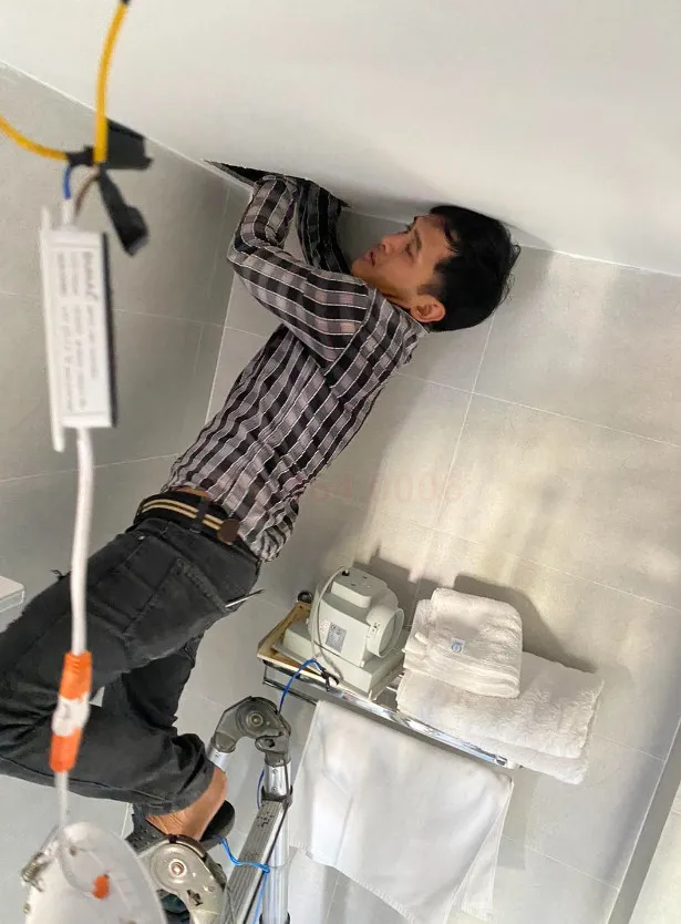 Kỹ thuật viên tay nghề cao thực hiện lắp đặt thiết bị điện nước tại Cầu Giấy năm 2026