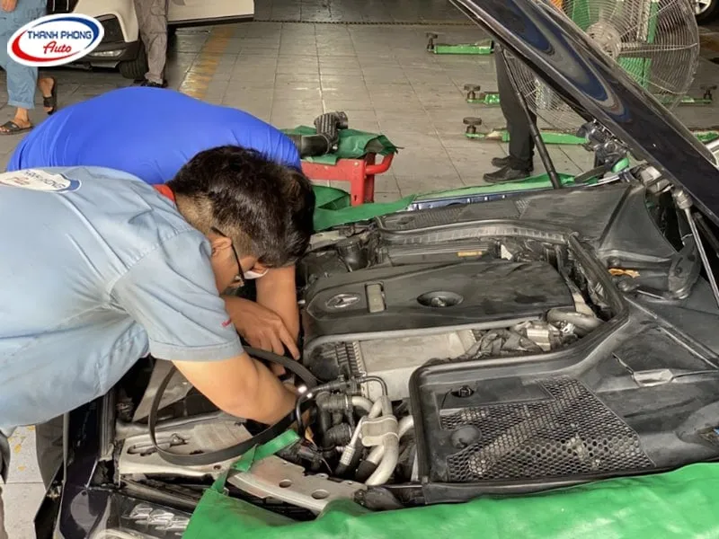 Quy trình kiểm tra và sửa chữa hệ thống phân phối khí chuyên nghiệp