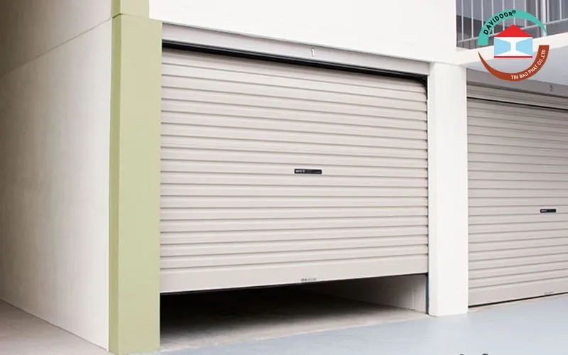 Điều chỉnh hành trình cửa cuốn an toàn