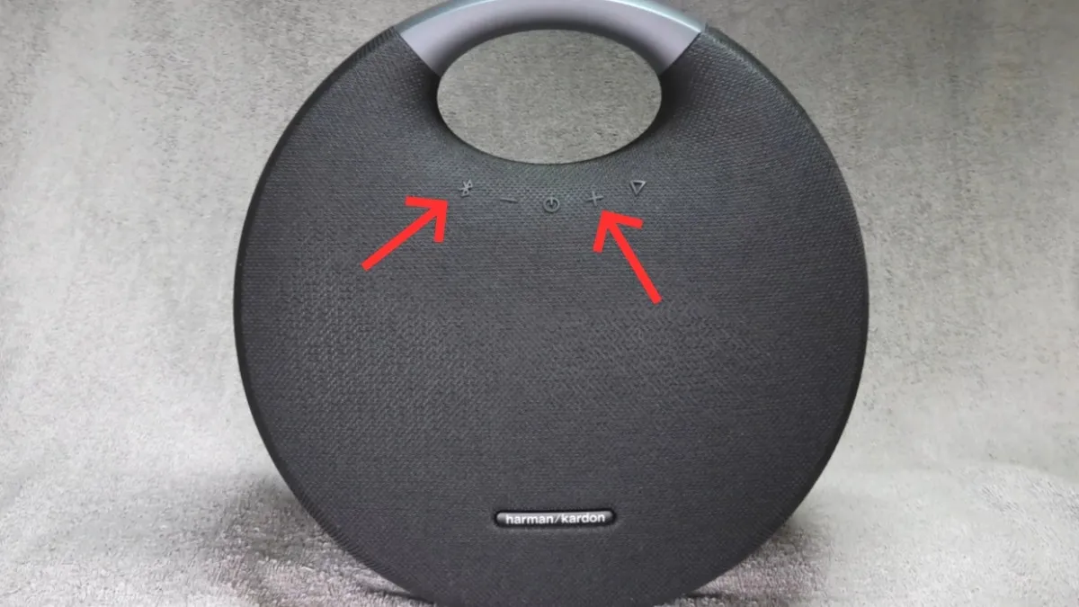 Reset loa Harman Kardon Onyx Studio