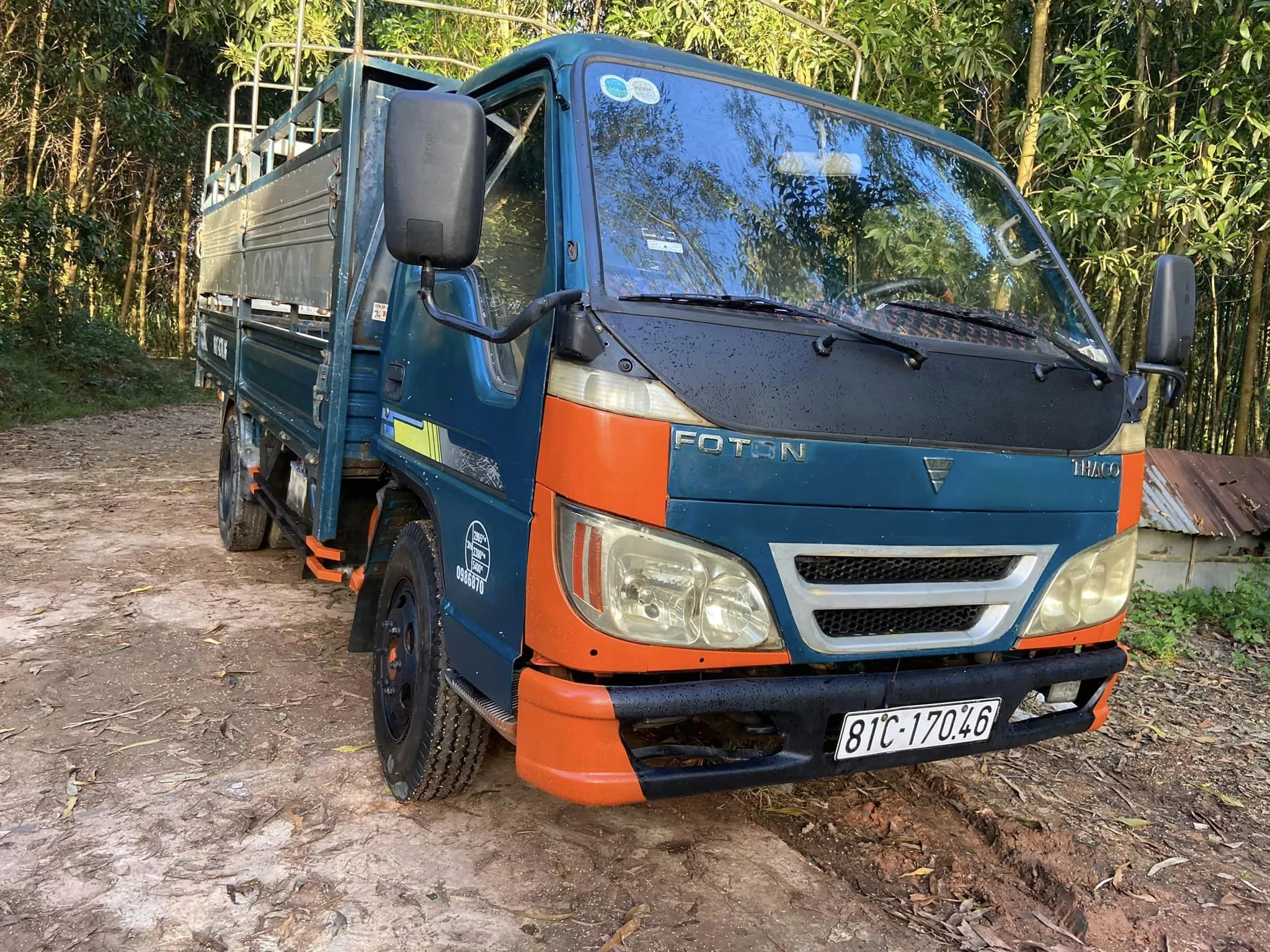 Thaco 2.5 tấn thùng kín cũ giá 70 triệu