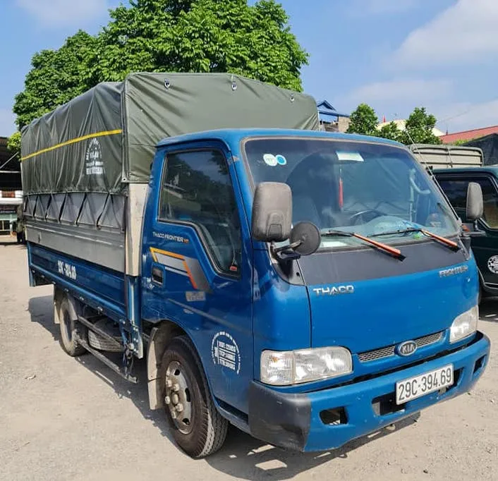 Xe tải Kia K125 thùng mui bạt đời 2014 màu xanh