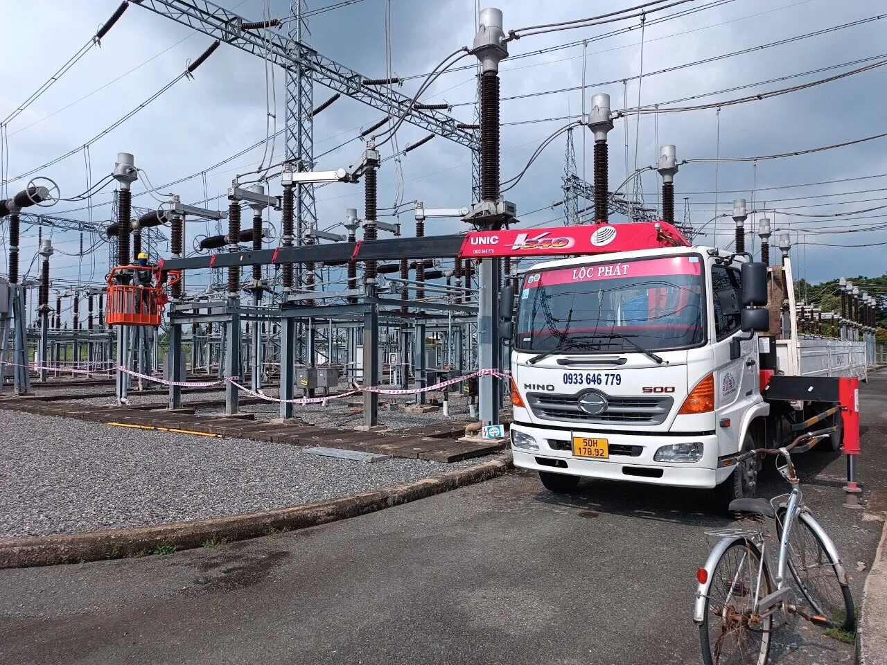 Thuê xe cáº©u nÃ¢ng ngÆ°á»i