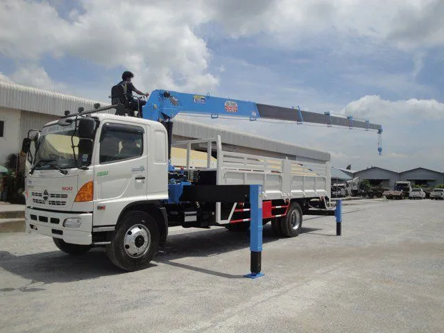 Khách hàng tại Việt Nam khá ưa chuộng dòng xe cẩu Dongyang