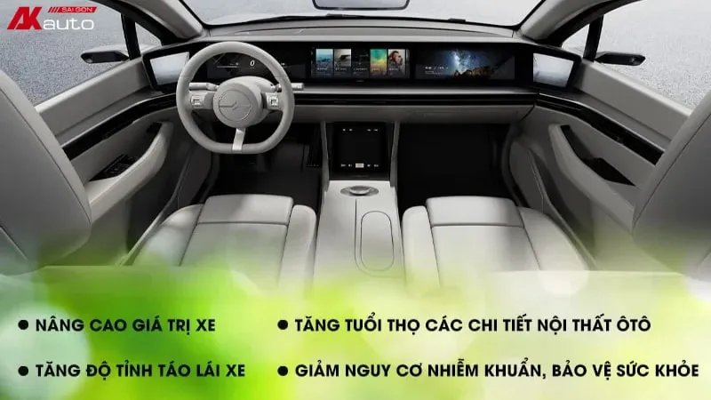 Việc vệ sinh định kỳ giúp tăng tính thẩm mỹ, độ bền cho các chi tiết nội thất ô tô