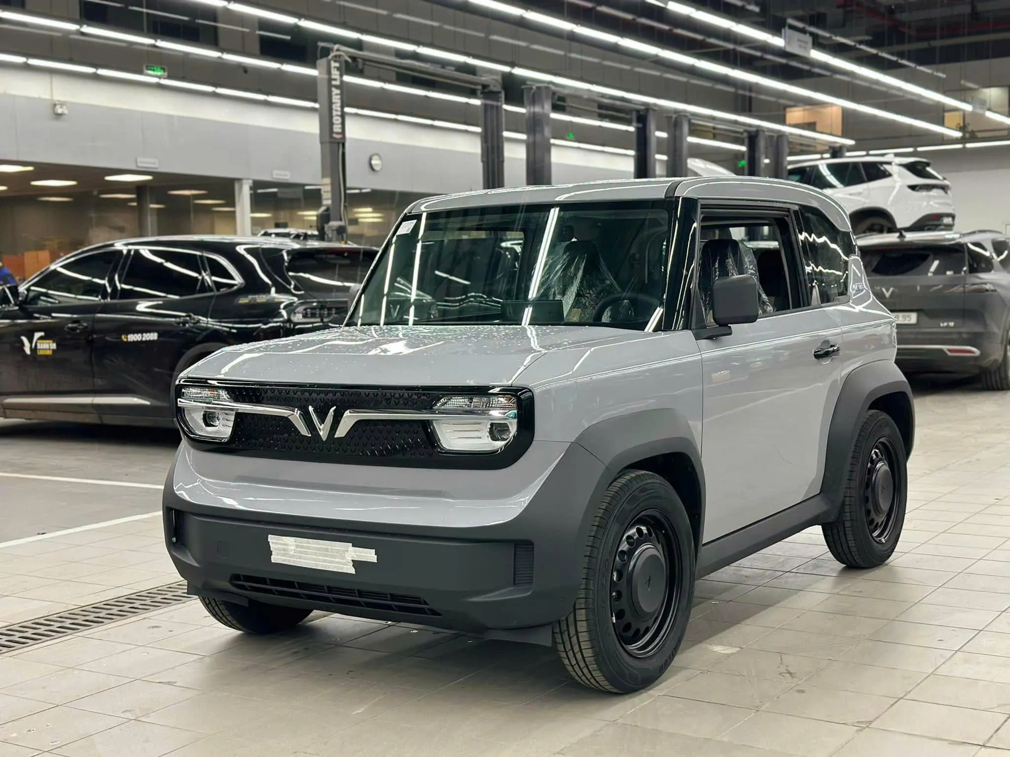 Vinfast VF3 màu xám xi măng