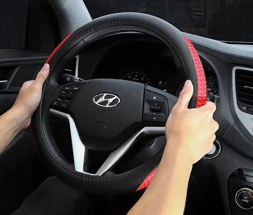 Cảm giác rung lắc vô lăng có thể bắt nguồn từ tình trạng mất cân bằng lốp