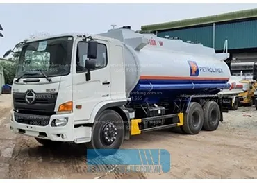 Xe chở xăng dầu Hino 18 khối Hino FM model FM8JN7A 6x4