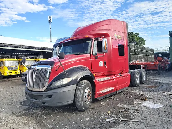 Nộp phí đường bộ cho xe đầu kéo Mỹ Maxxforce