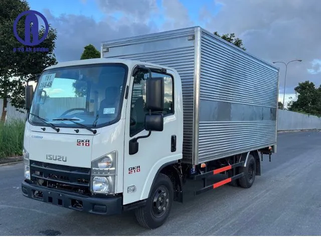 Xe tải 1 tấn 9 Isuzu QMR210
