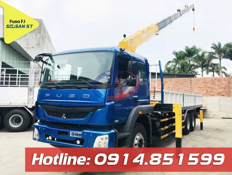 Xe tải Fuso gắn cẩu Soosan 5 tấn tiện dụng