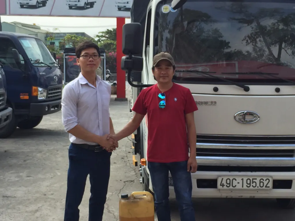 xe-tai-hang-nao-tot-nhat-hien-nay