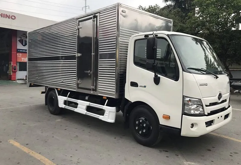 Xe Tá̉i Hino XZU710L 2.5 Tấn