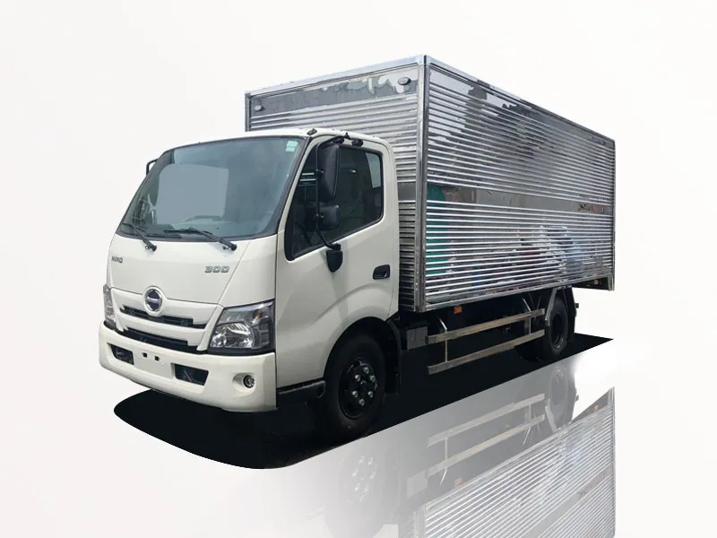 Xe tải Hino XZU650L 1.9 tấn thùng kín — động cơ N04C tiết kiệm nhiên liệu