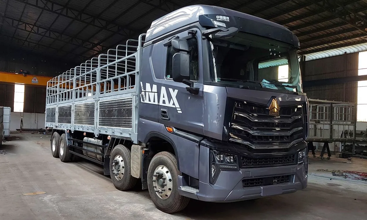 Howo MAX 4 chân thế hệ mới với thiết kế khí động học vượt trội