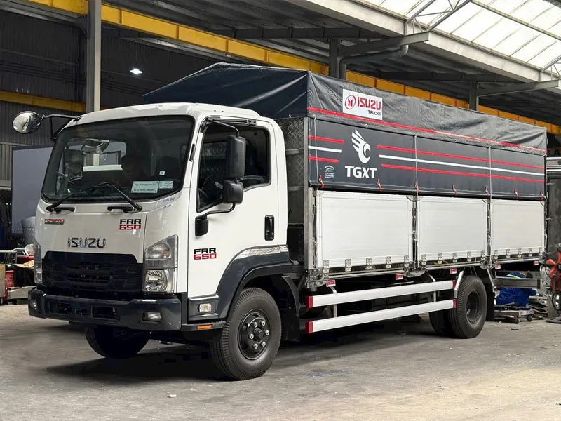 Xe tải Isuzu FRR 650 thùng bửng nhôm