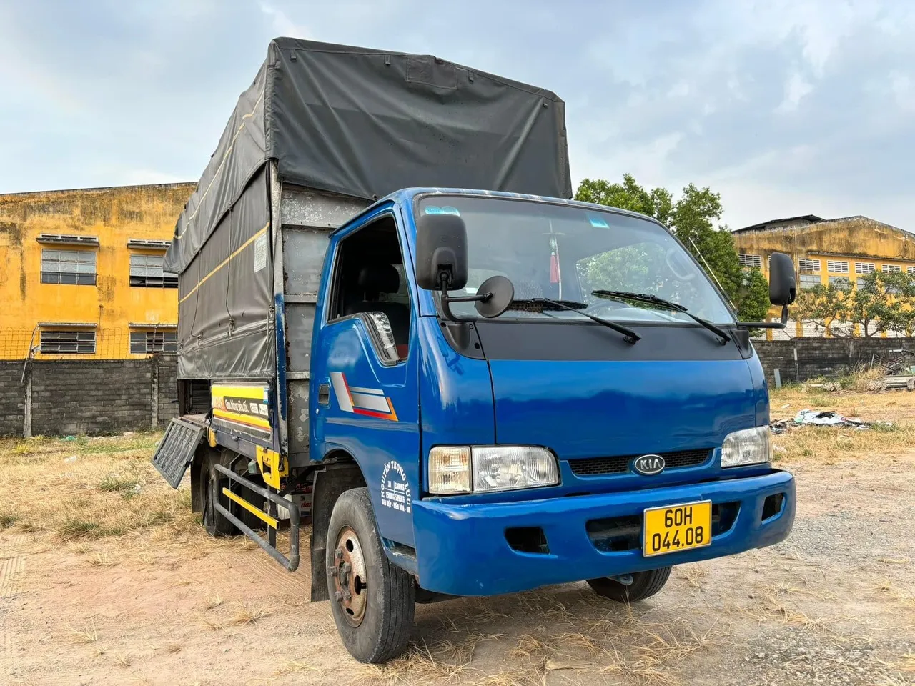 Xe tải Kia 2.5 tấn cũ đời thấp giá rẻ