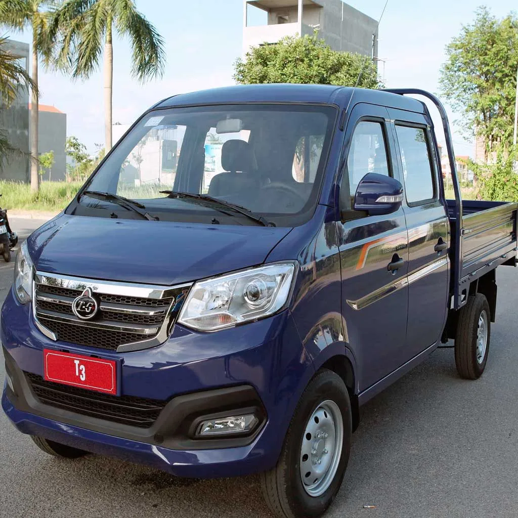 Nội thất cabin đôi xe tải TrườngGiang 810kg với 5 chỗ ngồi