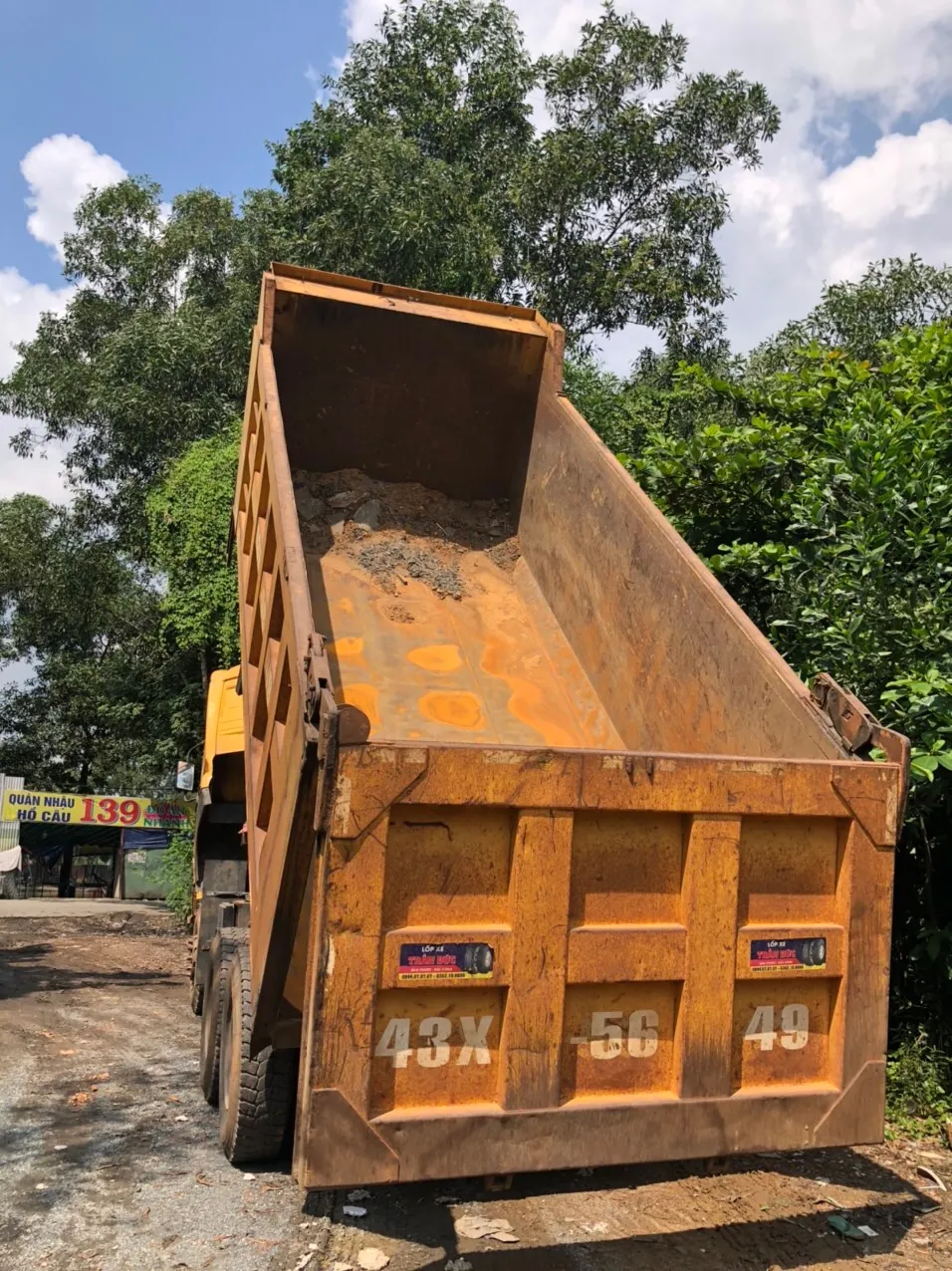 Xe ben dongfeng 3 chân