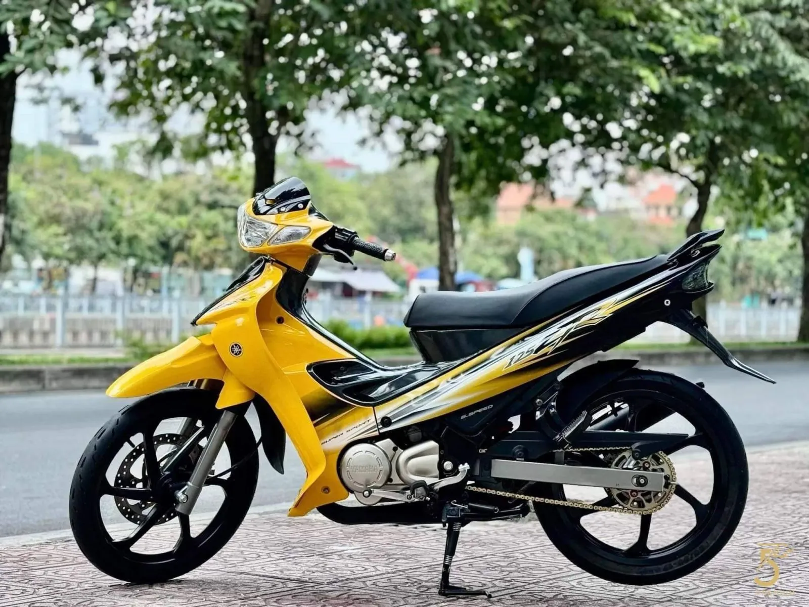 Quy trình nhập khẩu giúp ổn định giá xe Yaz đập thùng tại Việt Nam