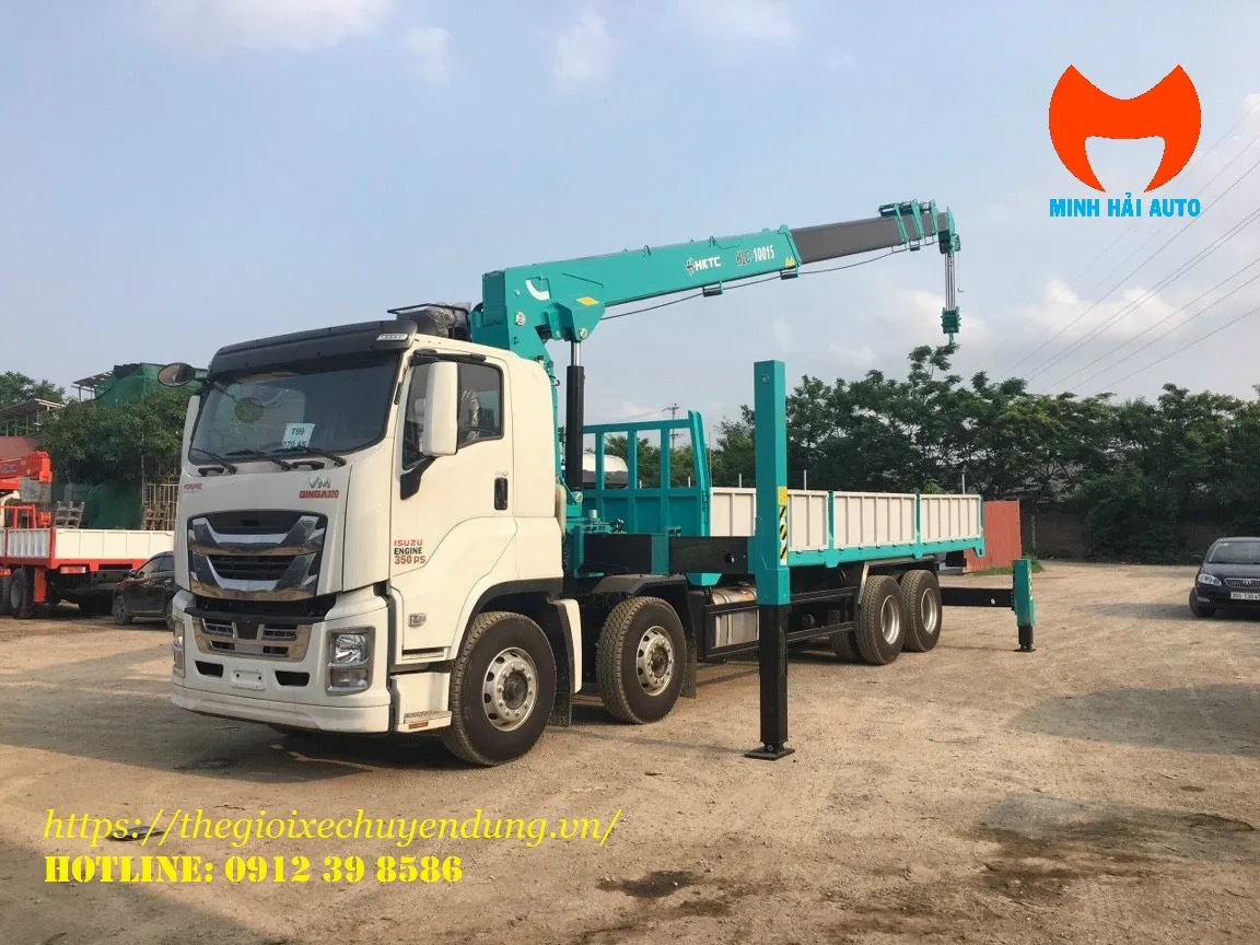 Xe tải gắn cẩu 10 tấn
