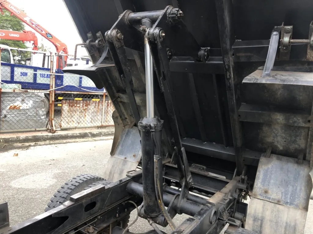 Hệ thống truyền động và hộp số