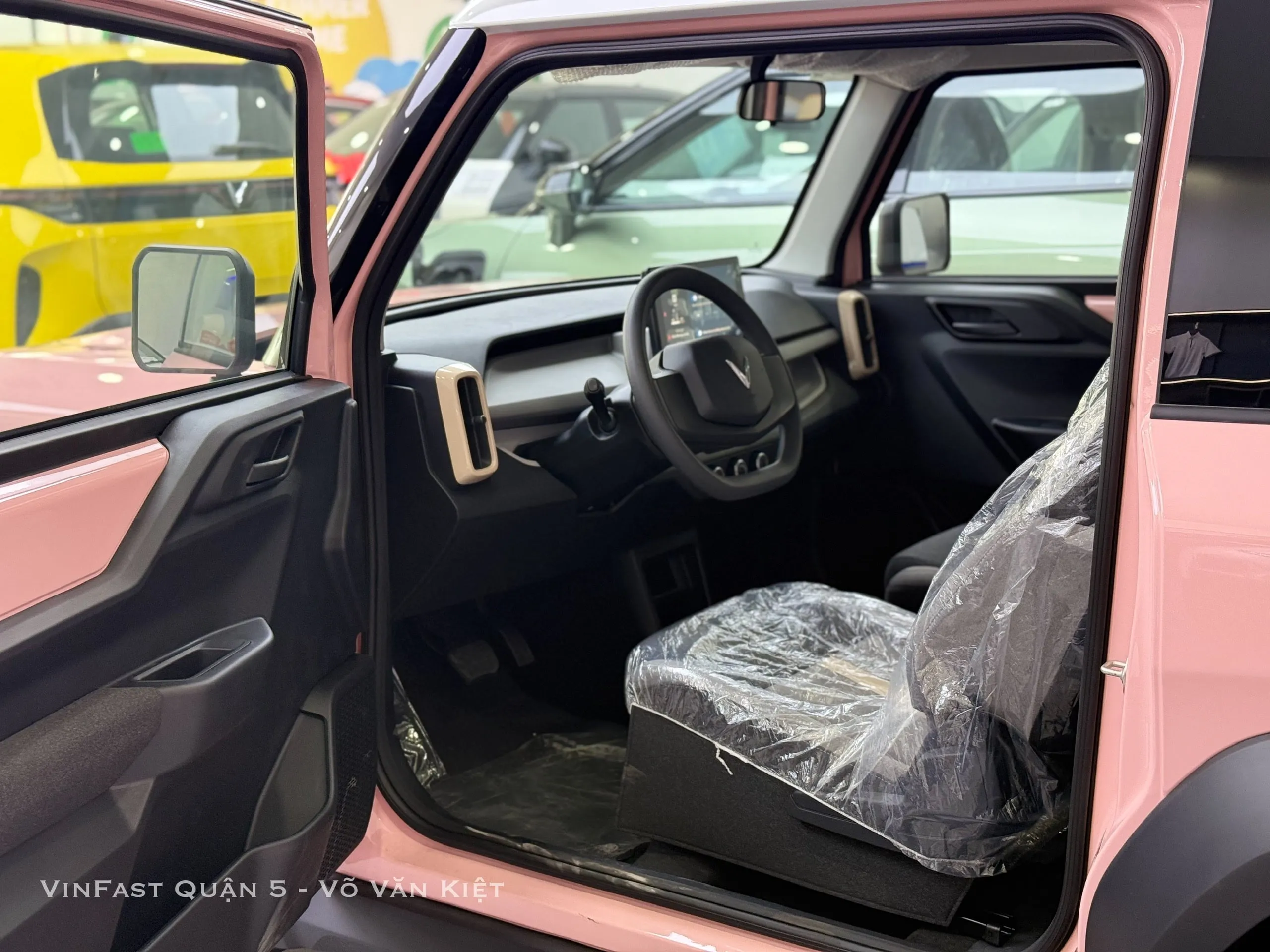 Không gian cabin VF3 tối ưu cho 4 người